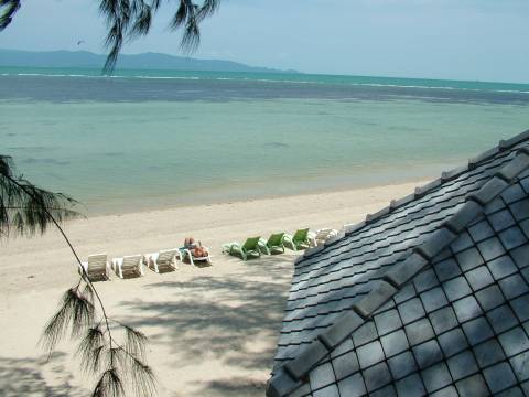 Phangan Great Bay Resort offers a range of beachfront hotel and bungalow accommodation at Ban Tai on Koh Phangan in Thailand.