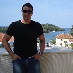I love basketball, fitness, nature, holidays and interests for Managemant, International Economy, New technology!!!