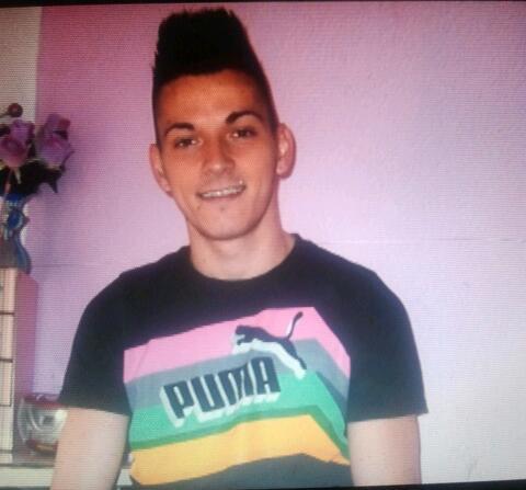 25/10/2012❤️ DESEANDO SABER QUE LLEGUE EL VIERNES PARA SABER LO QUE ES!!