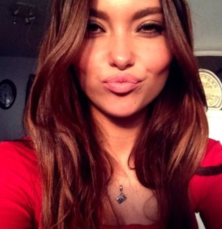 JaneeKellyy's profile picture. J. Kells - Devil in disguise