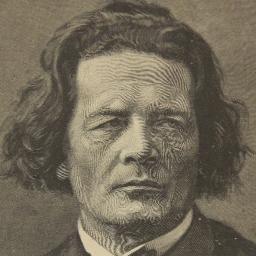 Пишу картины, стихи, делаю художественное фото, занимаюсь творчеством, люблю своих принцесс, обожаю твиттер