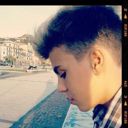 Hi I have 14 years. I love One Direction and a little Justin Bieber :3