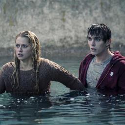 จูลี่จากเรื่อง warm bodies ฟอลมาคุยกันได้ค่ะ (: #justbotnotreal