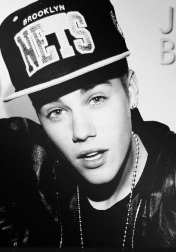 Meta de 600 follow's pode seguir pfvr: @SwaaagDoBieber obrigada c: