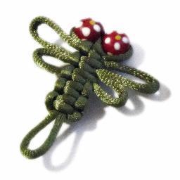 Punto, crochet, macramé y lo que surja. :)