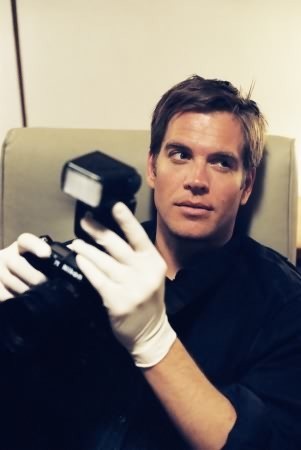 [NCIS:Naval Criminal Investigative Service] (Season 1~ing) Special agent 'Anthony Dinozzo Junior'