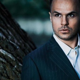 Official support account. Antoine Becks Italy. ©