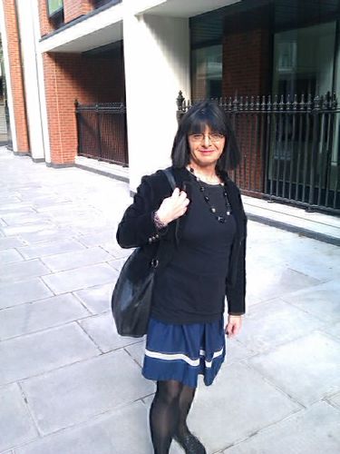 London tv seeking adventures and looking to live the dream. Not after commitment but always happy to be tied down (or preferably up...)