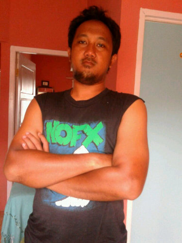 Rtrid's profile picture. I'm father of a lovely little boy.