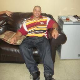 bandit1les's profile picture. im here representing my money magnet family