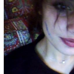 SarahAlbou's profile picture. Si vous ne revendiquez pas votre humanité, vous deviendrez une statistique. Vous êtes prévenu...