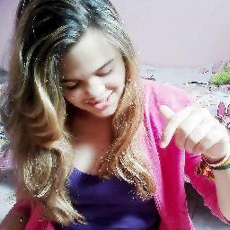 Aquariana 15 anos , louca ,teimosa,  amiga , fofa http://t.co/Hkube1vMql blááh