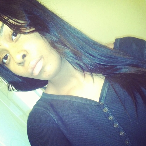 Kianaa iJust Pop Up On These Hoes On Some Pimple Shit && Put A Iron To Yah Face You Old Wrinkled BITCH:-* Follow Meee .