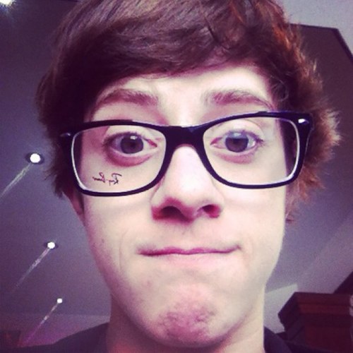 Bitch_Lin's profile picture. Snapchat: kanelin Intstagram: bitch_lin follow me you fuckers