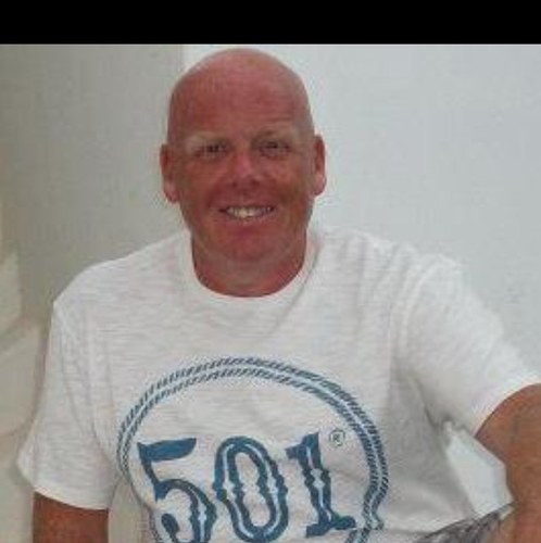 StephenTipping's profile picture. Recently Retired Estate Agent and long standing Manchester United fan. Love Deganwy. All views are my own and are always right.