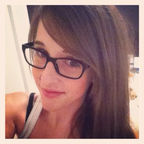 19. Canadian. Future vet. 
♡ NO BULLSHIT.