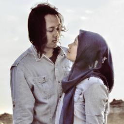 Love ibu bapak mas Adhi adek Yoga | Fakultas Kedokteran Gigi Univ. Jember 2011 | Muslim-Jawa-Indonesia | ALWAP 02 mei-02 des | @WildanAltern