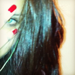 iKubskoutz's profile picture. Middle finger to the critics.