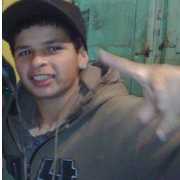 ‎Acredite, lágrimas não significam derrota e sorrisos não significam vitória.