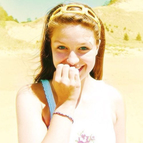 I play Marely Rose on glee. But right now I'm on vacation so now I'm just Melissa {roleplay group• @GleeCationRPG• #FakeLife}