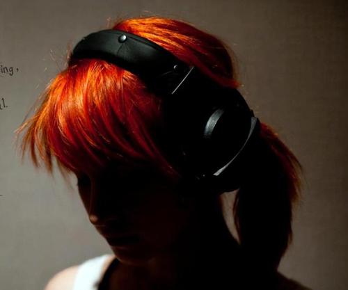 ioadicaeu's profile picture. Ideologies separate us. Dreams and anguish bring us together. E Ionesco