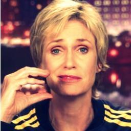 Mi afán, destruir el Glee Club cueste lo que cueste, pero sobre todo a Will Schuester. Mi nueva meta, ser madre.Tengo menos de 29 años.