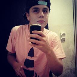 Insista, persista, mas nunca desista, pois um dia você conquista. ;*
