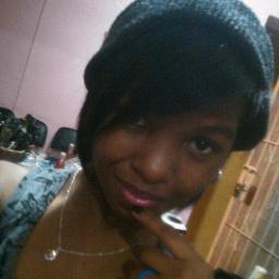 sOy eSa pErSonA qK SieMprE tE Va hAcEr 
sAcAr UnA soNriSa aUnquE SeA tU pEoR diA y AUnquE yO eStE PeoR qK tU ..!! ♥ Ëliih lëliih