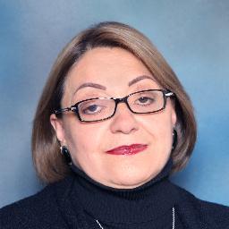 Escritora, poeta, coaching, conferencista.Autora de los libros: EL PODER DE LA GRATITUD,
EN INTIMIDAD CON EL ALMA, JARABE DE AMOR