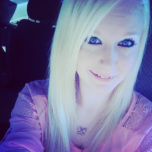 Hey, It's Sarah, don't follow the yellow brick road, follow me:)