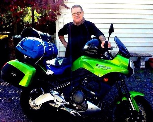 JabAshley's profile picture. Married to Kes, 3 kids, 2 gkids, 2 dogs, yay big family, some good friends, home, community, music, food, coffee, light reds, travelling, The Duck Downpickers