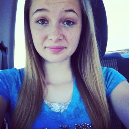 ♡Britney Nichole Brown Is The Name♡
15 Years Younngg|09/26/97| Follow Me To Learn Moree(: Instagram: _SimplyBritney26_