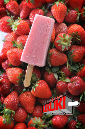 Es lilin serasa es krim, dari susu murni dan buah segar. #LIKLIKIoutlet ada di Bdg, Jkt, Pwk, Cjr, Crb, Dpk,dll.Mention utk pemesanan & cek website utk reseller