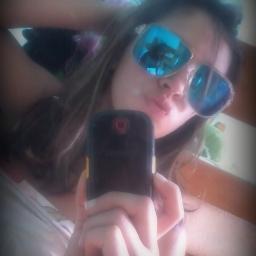 - 'ֆ.иαŧŧαłi Sousa de 16 anos CAPRICORNIANA         
    Seje humilde,pois,até o SOL com toda a sua grandeza,se põe e deixa a LUA brilhar .