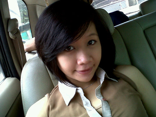 ChewePutri's profile picture. 