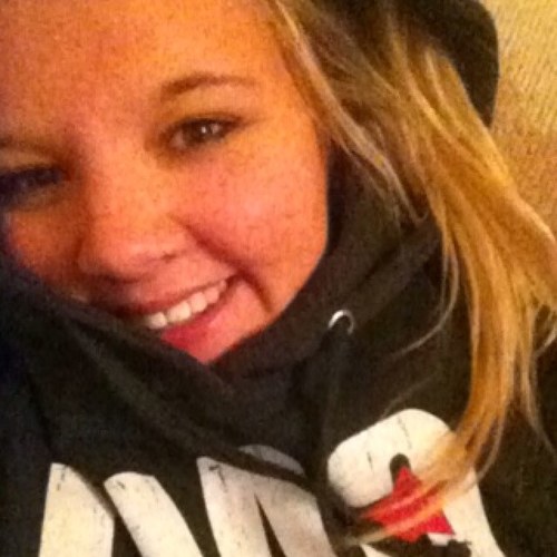 anettee92's profile picture. liverpool ~strømsgodset ~vålerenga ishockey