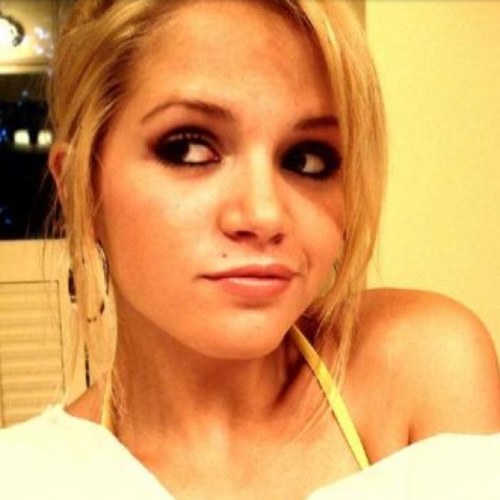 Just a country girl, livin life! Follow me (: