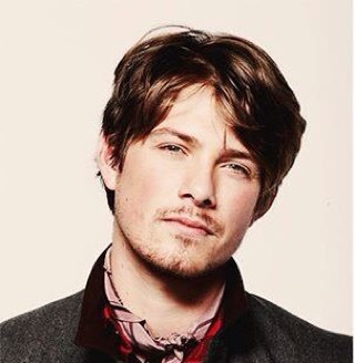 Giving away all the latest news and updates from our idol Jordan Taylor Hanson AKA Taylor Hanson. Run by @MusicalRiders