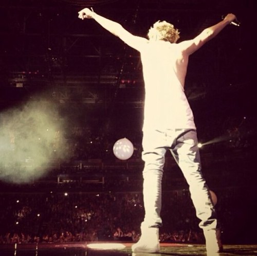 Irish i love one direction, the wanted, justin bieber , the beatles and most of all i love being happy