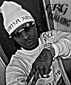 YAMA STEVE BOUT TA DO THA FOOL YES YES  AINT NO SAYIN YAMA IF U AINT ON MY TEAM MIXTAPE DIS SUMMER GET AT ME
