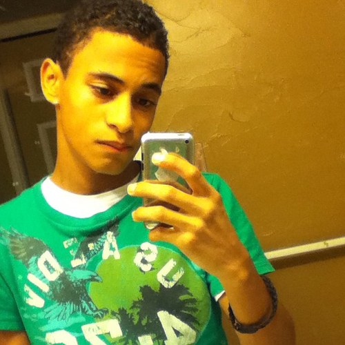my name is michael im 17 i live in mesquite go to mesquite high school and i mean i like to party have a good time i mean im real i wont stab u behind your back