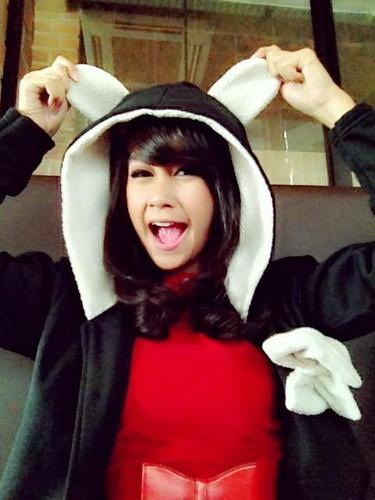 i'm a part of @CherryBelleIndo | 12 October 1990 | Architecture ITENAS 08 | I ♥ cat! | i ♥ music | i ♥ dance ~(‾⌣‾~) (~‾⌣‾)~