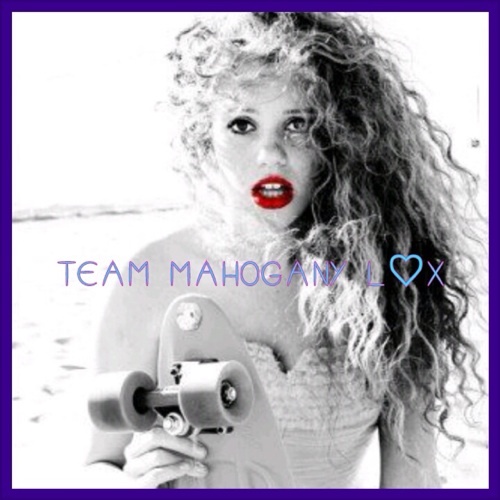 Follow me to support @MahoganyLOX! MAHOGANY's FIRST OFFICIAL TEAM #LOXSmith #BigBadPartyRocker (@MichelleySFPR)