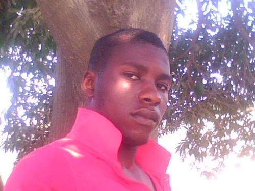 G suis nee un revolutionnaire est g resterais  revolutionnaire jusqu'a ma mort pour le bien etre de mon continue