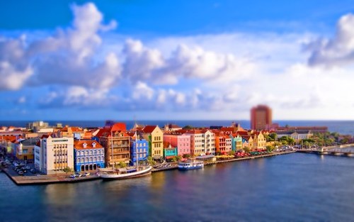 Follow us for the greatest and most beautiful photos of cities around the world!