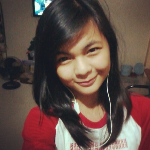 Good looks attract the eyes, Good personality attracts the heart :))                worry less, smile more :))