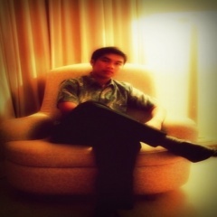Hit e up anytime I love to party, dance, and have fun.  I'm from Jersey, finishing my degre in finance in NYC.