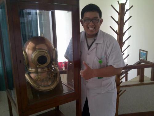 Di SBY gw dipanggil FARIS, di JKT gw biasa dipanggil JHONI....
Gw seseorg yg slalu berusaha ingin menjadi yg lbh baik...
Dan Gw INTERISTI
