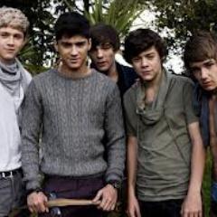 Stay strong, don't listen the others persons, be yourself, and believe in me and in my dreams..