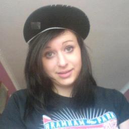 hi im chloe follow me ill follow back:p 
BVB3 ym@6 ATL